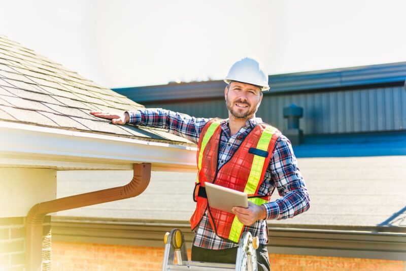 Top Roofing Materials for Energy Efficiency in Hot Months